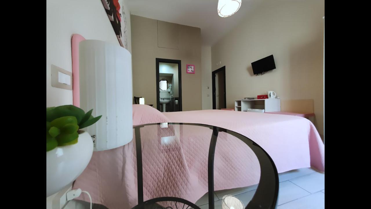 ナポリ Domus Armenio Bed & Breakfast エクステリア 写真