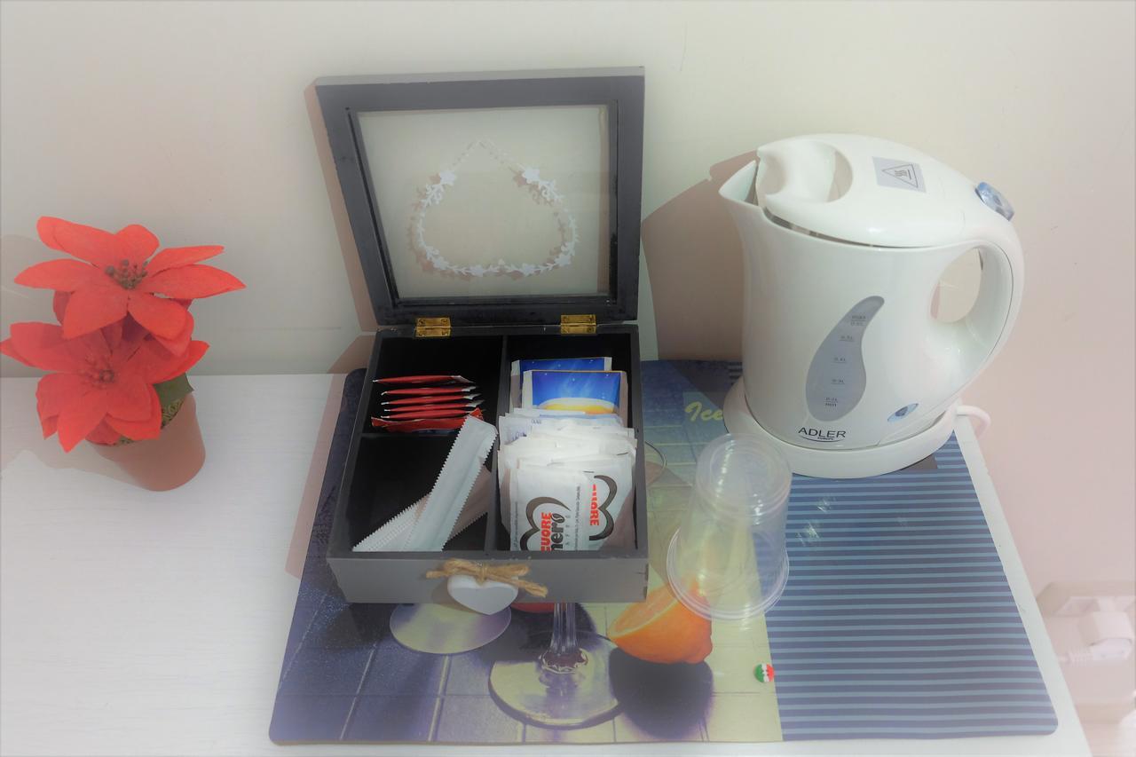 ナポリ Domus Armenio Bed & Breakfast エクステリア 写真