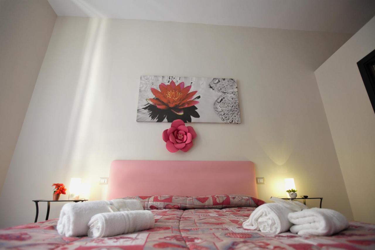 ナポリ Domus Armenio Bed & Breakfast エクステリア 写真